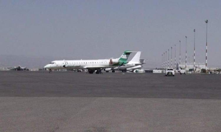  طائرتان تقلان أسرى لقوى العدوان تقلع من مطار صنعاء 
