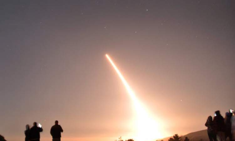  أمريكا تختبر صاروخا عابرا للقارات