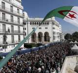24 مليون جزائري يصوتون اليوم على الدستور الجديد