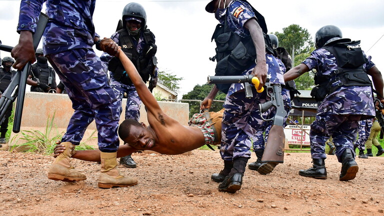 37 قتيلا و 577 معتقلا في احتجاجات بأوغندا  