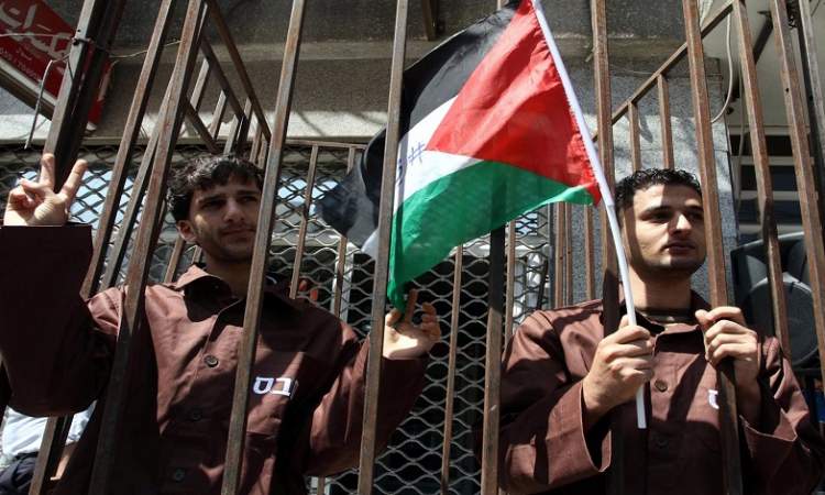  تقرير: 4400 معتقل فلسطيني في سجون الكيان الصهيوني 