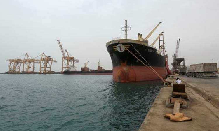 شركة النفط : 10 مليار دولار خسائرالقرصنة على سفن الوقود