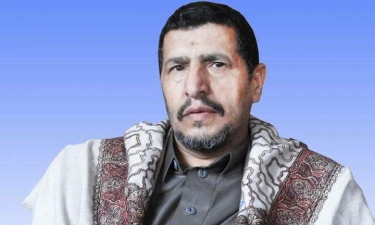 الشيخ  العلامة الرزامي يهنئ قائد الثورة ورئيس المجلس السياسي بعيد الفطر المبارك