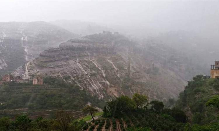 الأرصاد يتوقع هطول أمطار على المرتفعات الجبلية والمناطق الساحلية
