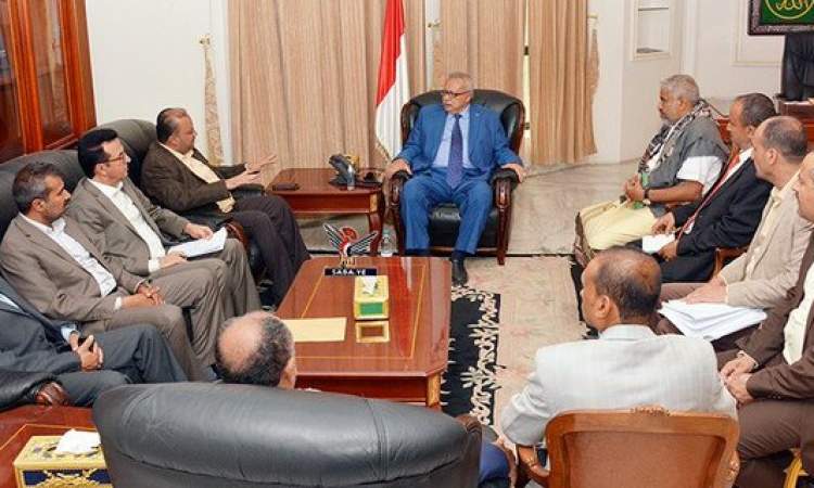 لقاء حكومي يناقش احتياجات محافظة الحديدة
