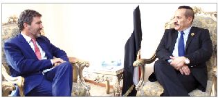 خلال لقائه مدير مكتب الأمم المتحدة للشؤون الإنسانية بصنعاء:وزير الخارجية: اليمن ما يزال يشهد أسوأ معاناة وأزمة انسانية على مستوى العالم