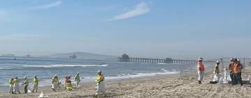 تسرب 3000 برميل زيت في شواطئ كاليفورنيا