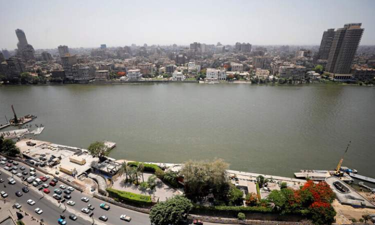 مصر: سقوط حافلة بركابها في مياه النيل وقوات الإنقاذ تبحث عن ضحايا