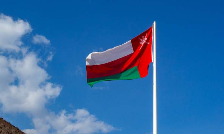 إيرادات سلطنة عمان تحقق فائضا بنحو 400 مليون دولار