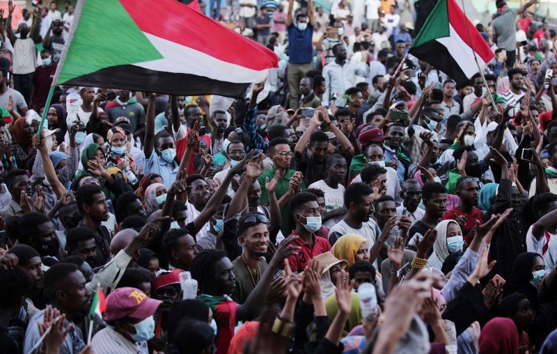 السودان : تعثر مبادرات تقاسم السلطة ودعوة لإضراب عام