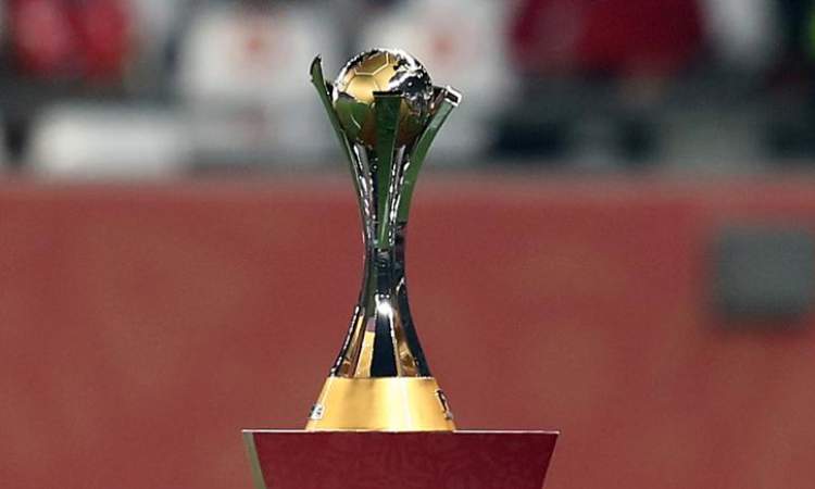 رئيس فيفا يعلن استضافة الإمارات للنسخة المقبلة من كأس العالم للأندية