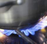 للمرة الأولى منذ أكتوبر 2021.. أسعار الغاز في أوروبا تصعد فوق 1400 دولار
