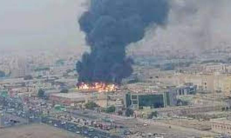 وكالة بلومبرغ: هجمات صنعاء تهدد مركز دبي التجاري العالمي