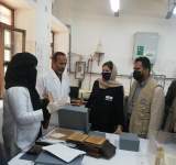 مديرة مكتب اليونسكو تزور صنعاء القديمة و دار المخطوطات