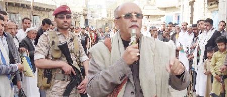 عضو اللجنة الرئاسية بمحافظة حجة يدشن حملة "اعصار اليمن"