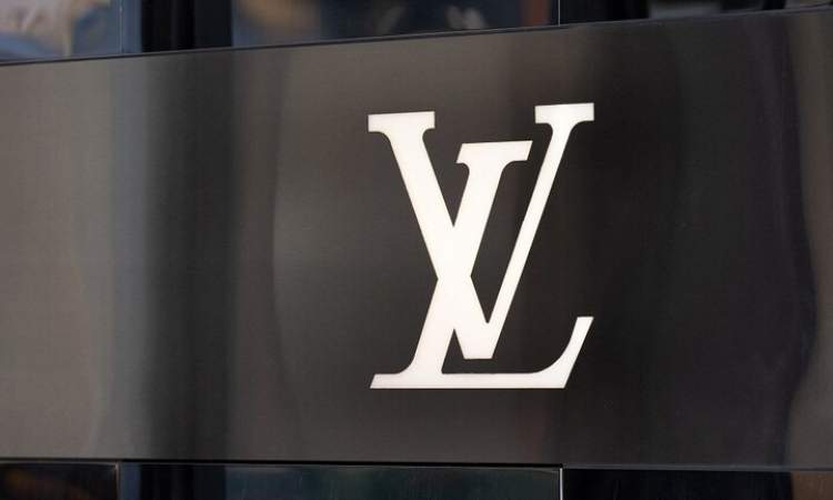 Louis Vuitton متّهمة بـسرقة البيانات البيومترية لزبائنها!