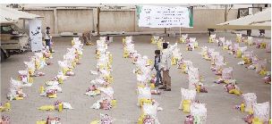 «الشعب» تدشن توزيع السلال الغذائية لأسر الأسرى والمفقودين