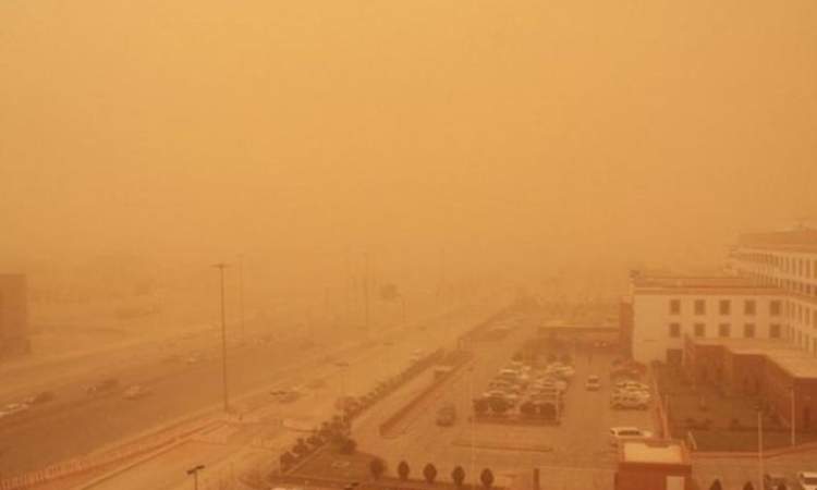 اليمن  تتأثر بموجة غبار خفيفة