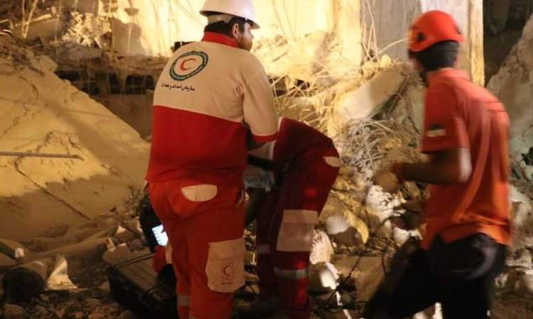 45 قتيلا ومصابا بانهيار مبنى في ايران
