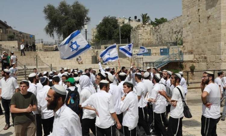 ارتفاع حدة التوتر في القدس بالتزامن مع مسيرة الأعلام الصهيونية