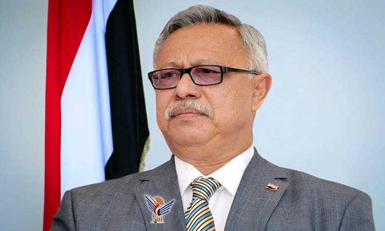 رئيس الوزراء يعزي في وفاة المناضل رئيس مجلس الشورى السابق عبدالرحمن عثمان