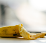 الكشف عن فوائد قشر الموز كمكوّن غذائي!