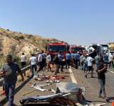 37 قتيلا و جريحا بحادث سير في تركيا