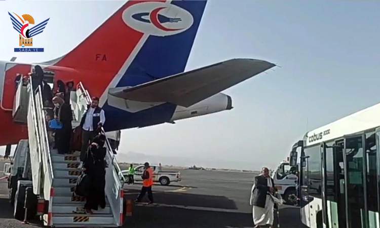 وصول ومغادرة 560 راكبا عبر مطار صنعاء الدولي