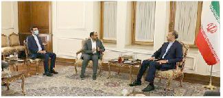 الوفد الوطني المفاوض يلتقي وزير الخارجية الإيراني