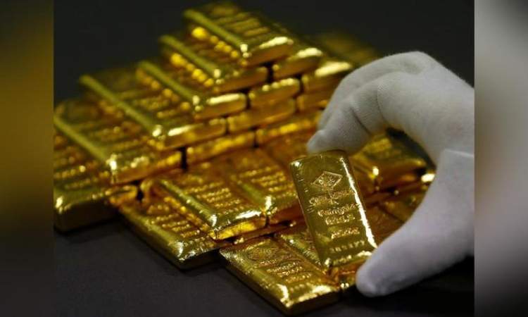 ارتفاع أسعار الذهب مع تراجع الدولار والفضة تقفز 7%‏