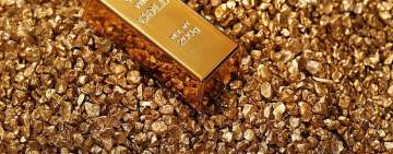 الذهب يرتفع وسط تراجع الدولار وعوائد السندات