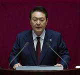 الرئيس الكوري الجنوبي ينفى تقديم أسلحة فتاكة لاوكرانيا