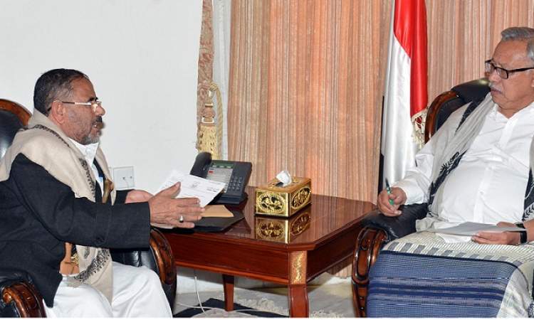 رئيس الوزراء يؤكد دعم الحكومة للخطط التطويرية لجامعة صعدة 