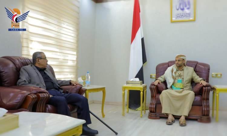 الرئيس المشاط يناقش مع أبو راس مستجدات المشاورات التي جرت في صنعاء برعاية عمانية