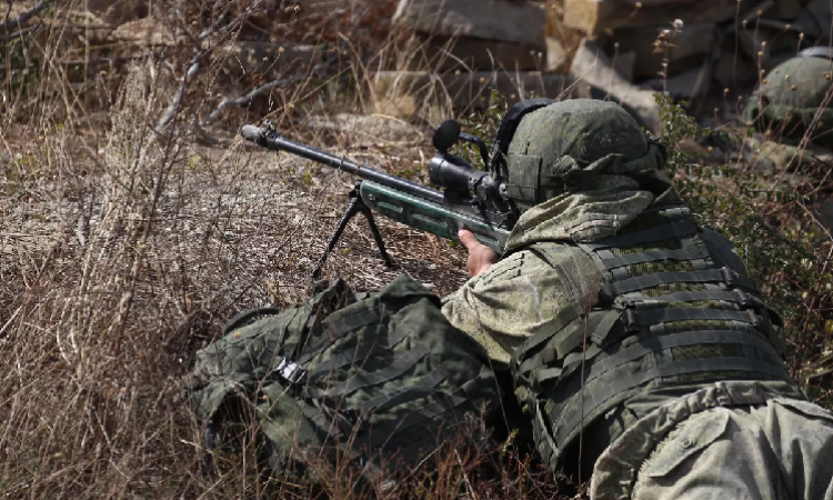 روسيا تعلن تحييد أكثر من 200عسكري أوكراني في محوركراسني ليمان