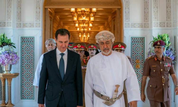 بشار الأسد يلتقي سلطان عمان في مسقط