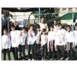 المدارس النموذجية اليمنية تكرم طلابها المتفوقين