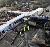 ارتفاع ضحايا كارثة القطار في اليونان الى57 قتيل