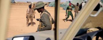 عشرات القتلى والجرحى في هجمات في مالي
