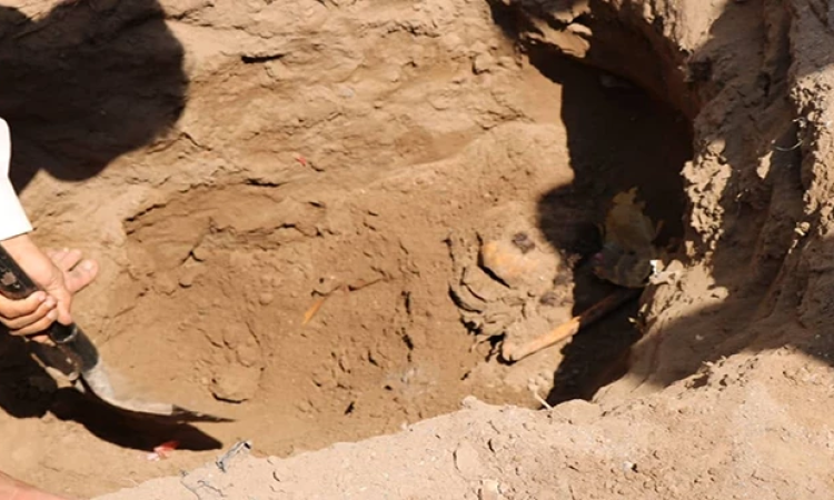  اكتشاف مقابر جماعية  في لحج