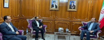 رئيس الوفد الوطني يلتقي وزير خارجية ايران