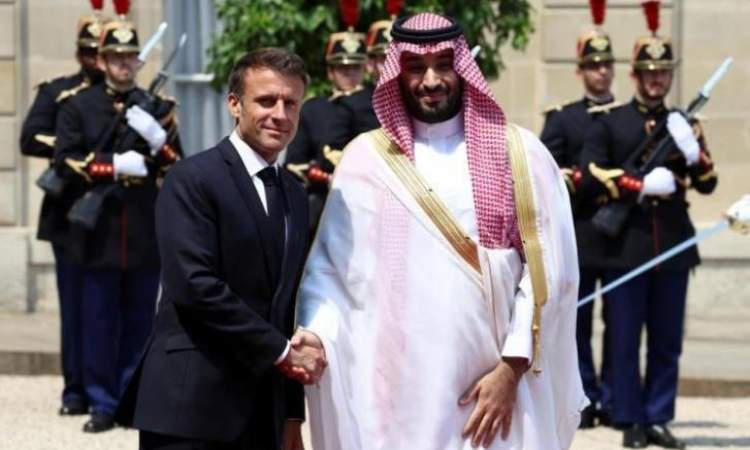 صحيفة فرنسية الأوروبيون يستقبلون الطغاة في قصورهم ويصدرون الأسلحة إلى قتلة الأبرياء في اليمن