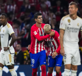 أتلتيكو يوقف سلسلة انتصارات ريال مدريد ويسقطه بثلاثية