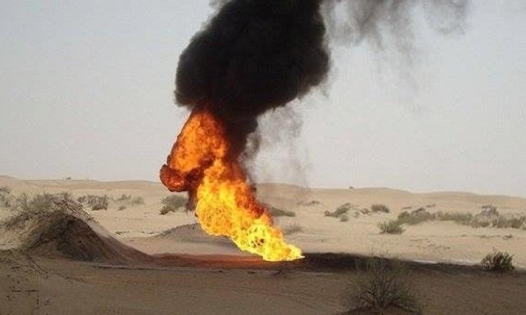 خط انابيب نقل النفط في شبوة يتعرض للتفجير