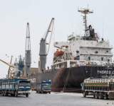 صنعاء تعلق على قرار ميرسك للشحن تحويل مسار سفنها حول افريقيا