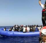 أوشن فايكينغ تنقذ 110 مهاجرين غير نظاميين قبالة سواحل ليبيا