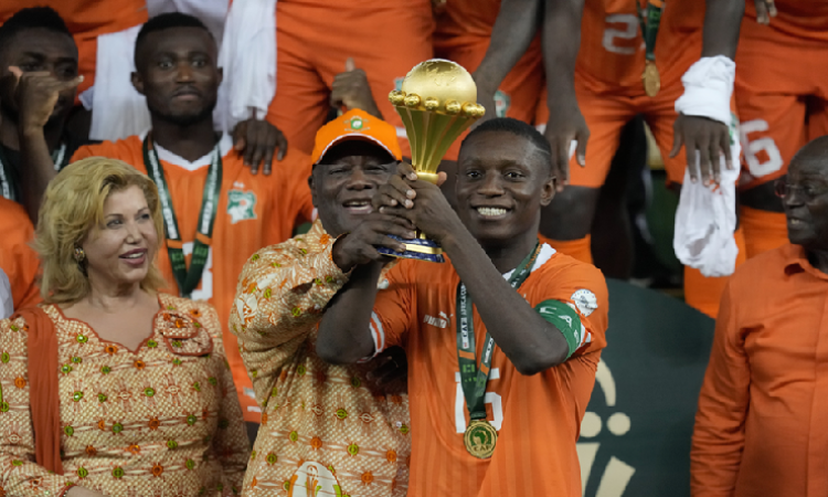 كوت ديفوار تتوج بكأس إفريقيا على حساب نيجيريا