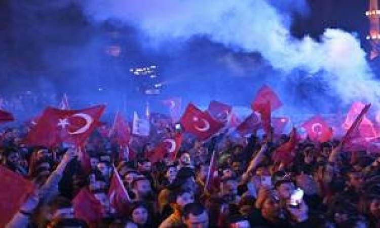 أردوغان يقر بخسارة حزبه الانتخابات المحلية 