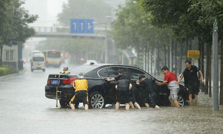إجلاء أكثر من 800 شخص في جنوب الصين بسبب الفيضانات